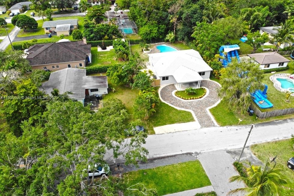 Real estate property located at 6634 76th Ter, Miami-dade, Ludlum Estates, South Miami, FL