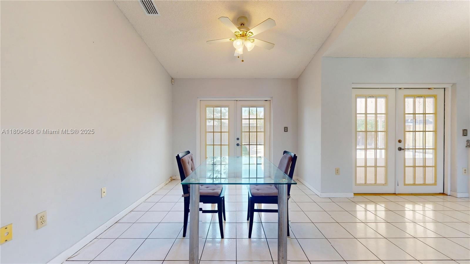 Real estate property located at 9936 155th St, Miami-dade, Peacock Place Sub, Miami, FL