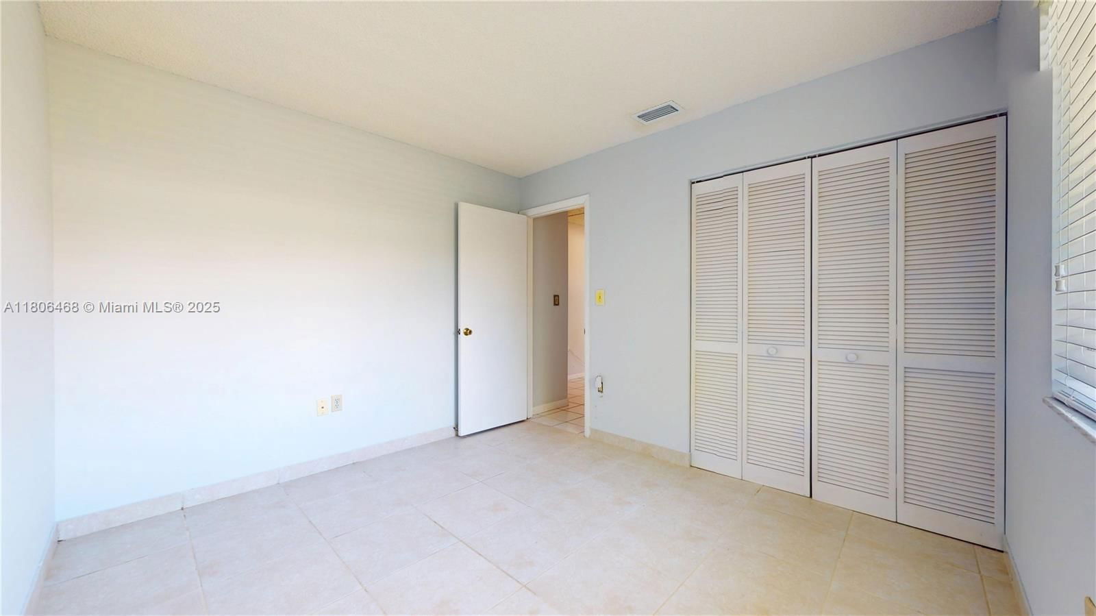 Real estate property located at 9936 155th St, Miami-dade, Peacock Place Sub, Miami, FL