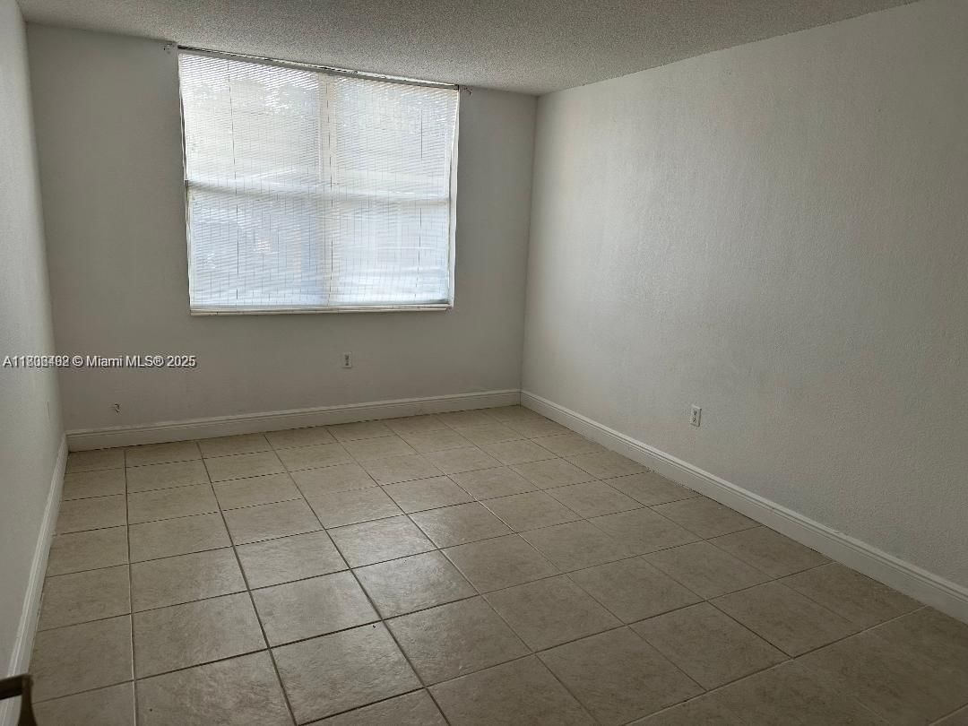 Real estate property located at 1800 Sans Souci Blvd #115, Miami-dade, Bayview Palms Condo, North Miami, FL