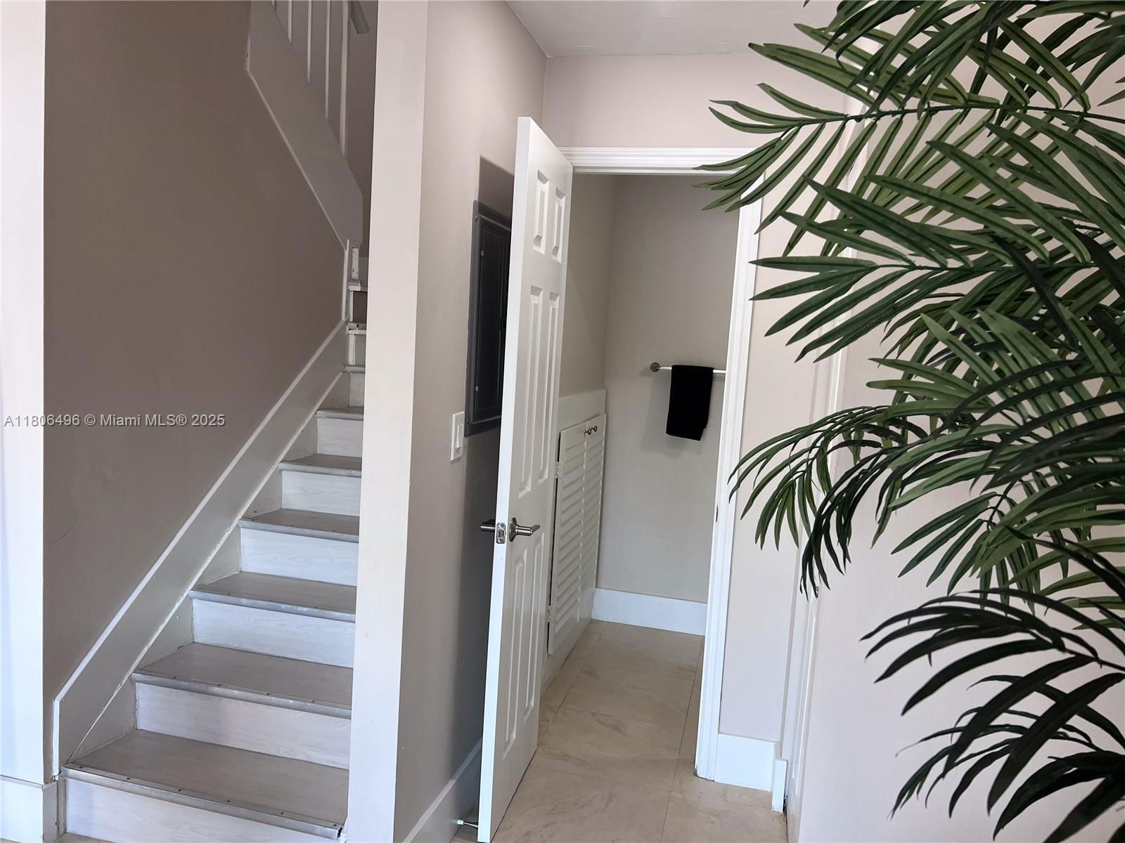 Real estate property located at 4530 68th Ct Cir #31-6, Miami-dade, Gables Point Condo I, Miami, FL