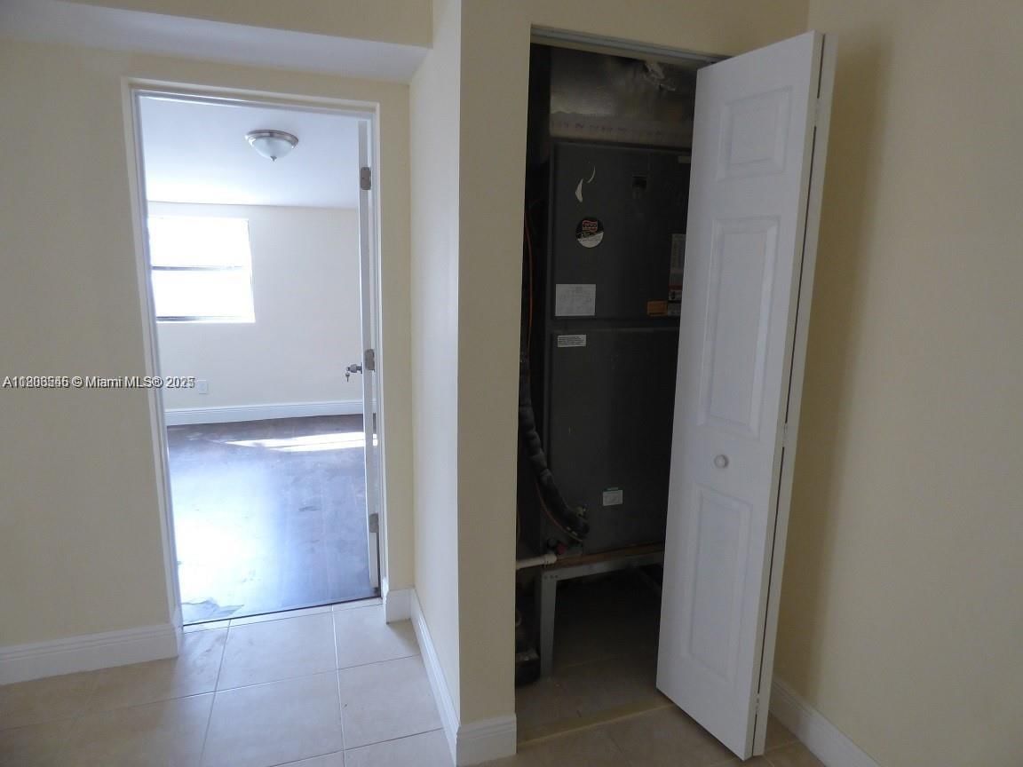 Real estate property located at 2507 66th Ave, Broward, Palm Lane Villa, Hollywood, FL