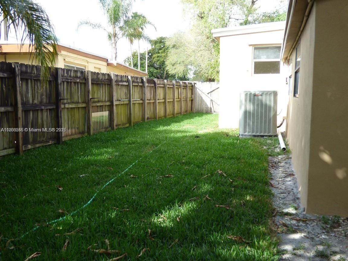 Real estate property located at 2507 66th Ave, Broward, Palm Lane Villa, Hollywood, FL