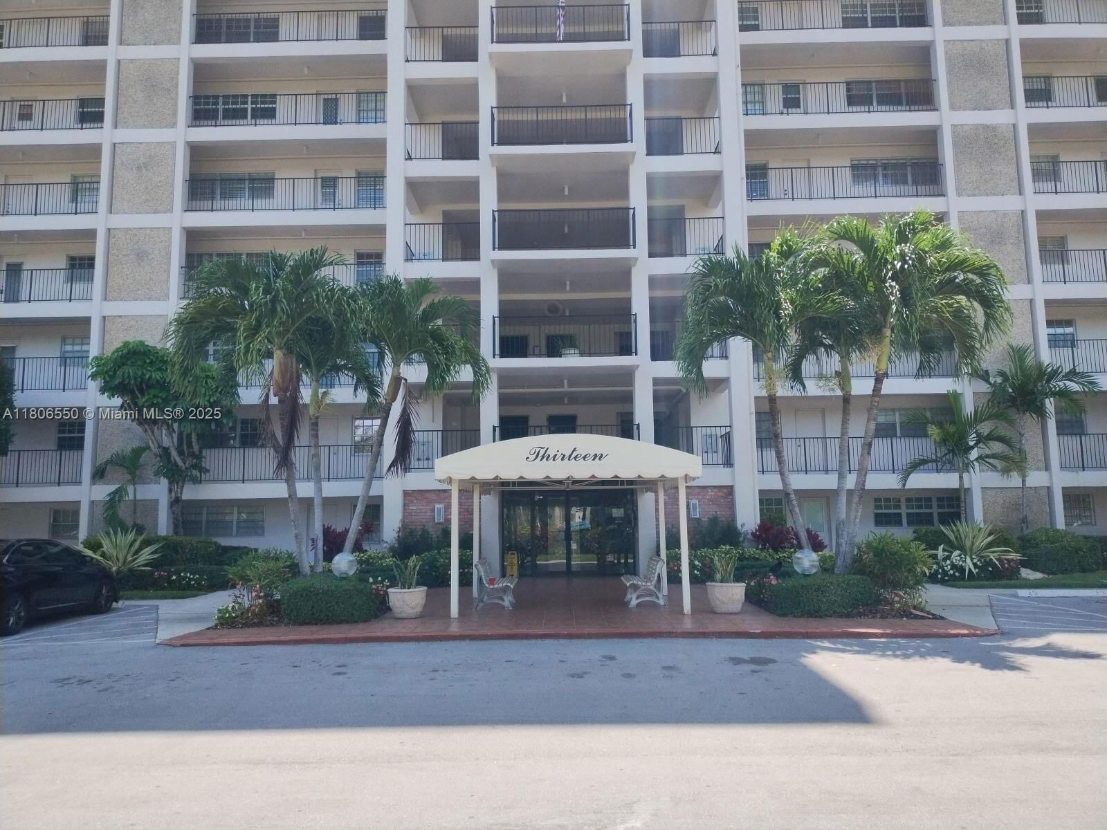 Real estate property located at 3300 Palm Aire Dr, Broward, No 13 Palm-aire Country C, Pompano Beach, FL