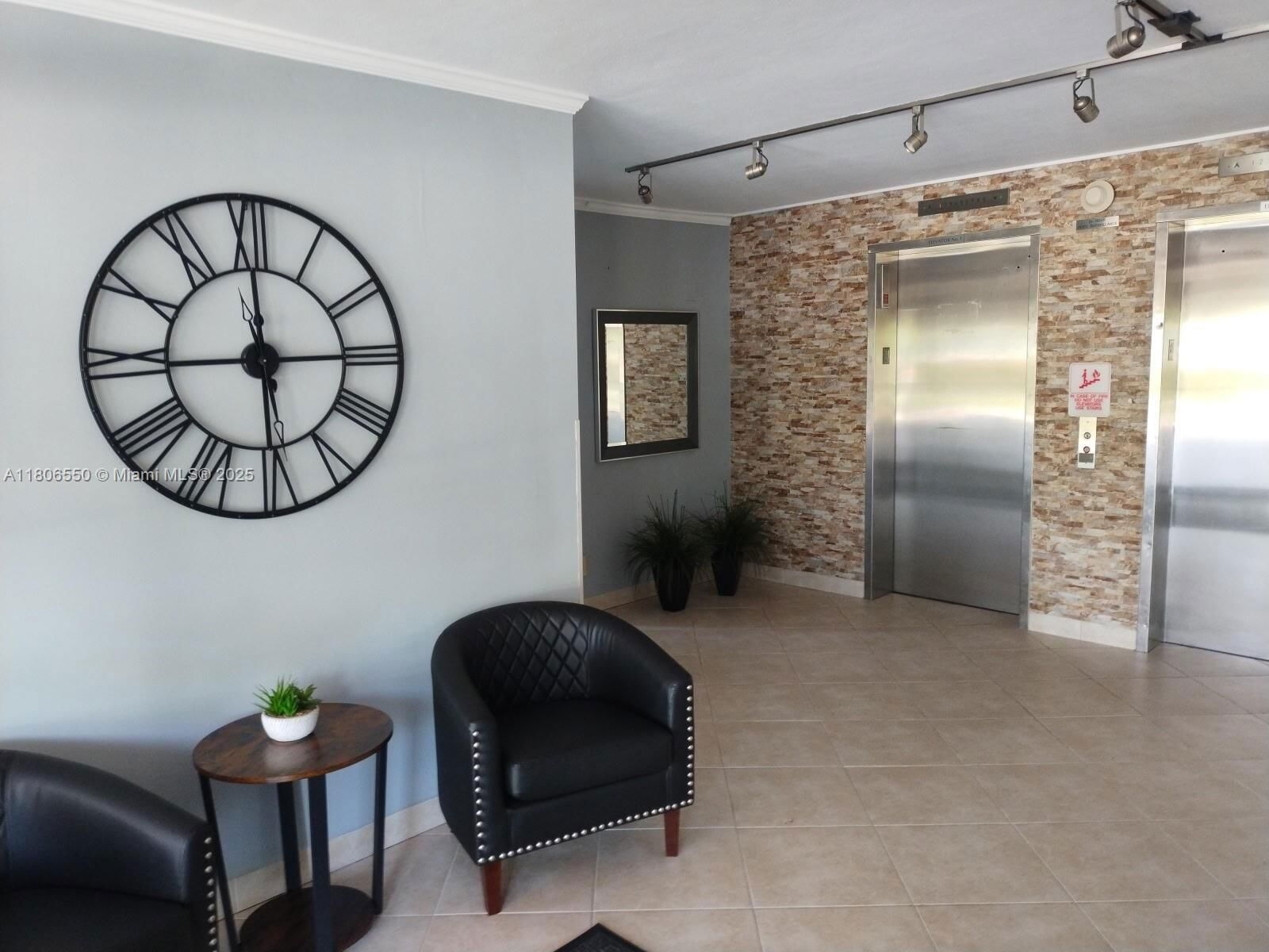 Real estate property located at 3300 Palm Aire Dr, Broward, No 13 Palm-aire Country C, Pompano Beach, FL