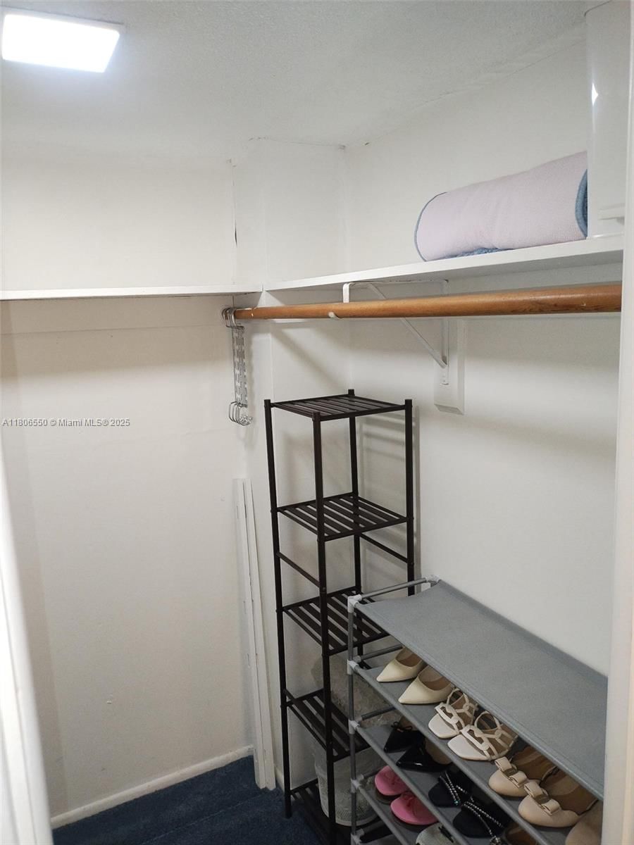 Real estate property located at 3300 Palm Aire Dr, Broward, No 13 Palm-aire Country C, Pompano Beach, FL