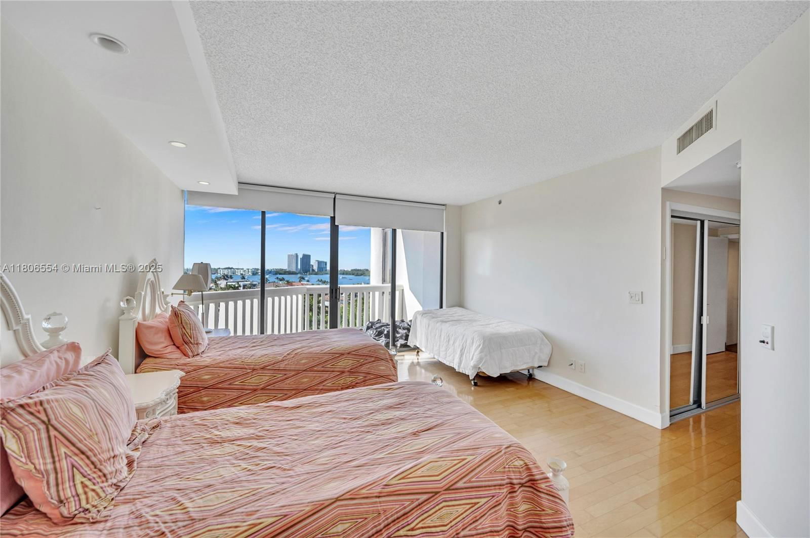 Real estate property located at 2000 Island Blvd #806, Miami-dade, 2000 Isl Blvd Williams Is, Aventura, FL