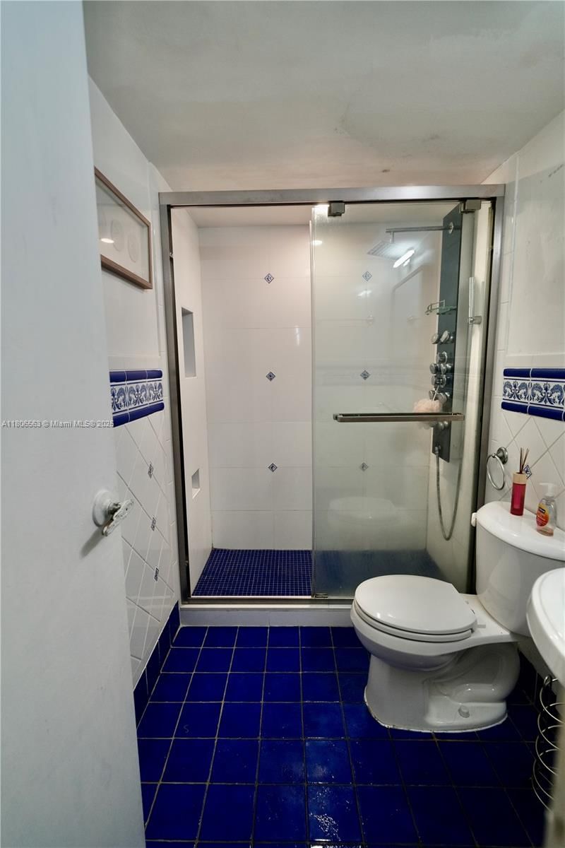 Real estate property located at 2821 NE 163RD S Miami Beach Blvd #4X, Miami-dade, Carlton Bay Condo, North Miami Beach, FL