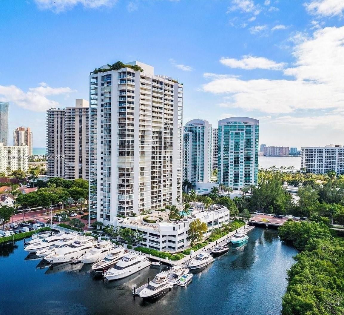 Real estate property located at 19500 Turnberry Way #12A, Miami-dade, Marina Tower Condo, Aventura, FL