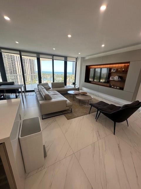 Real estate property located at 19500 Turnberry Way #12A, Miami-dade, Marina Tower Condo, Aventura, FL