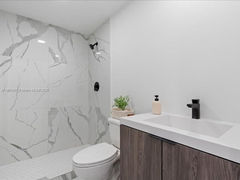 Real estate property located at 14568 261 TERR, Miami-dade, On Grandville, Homestead, FL