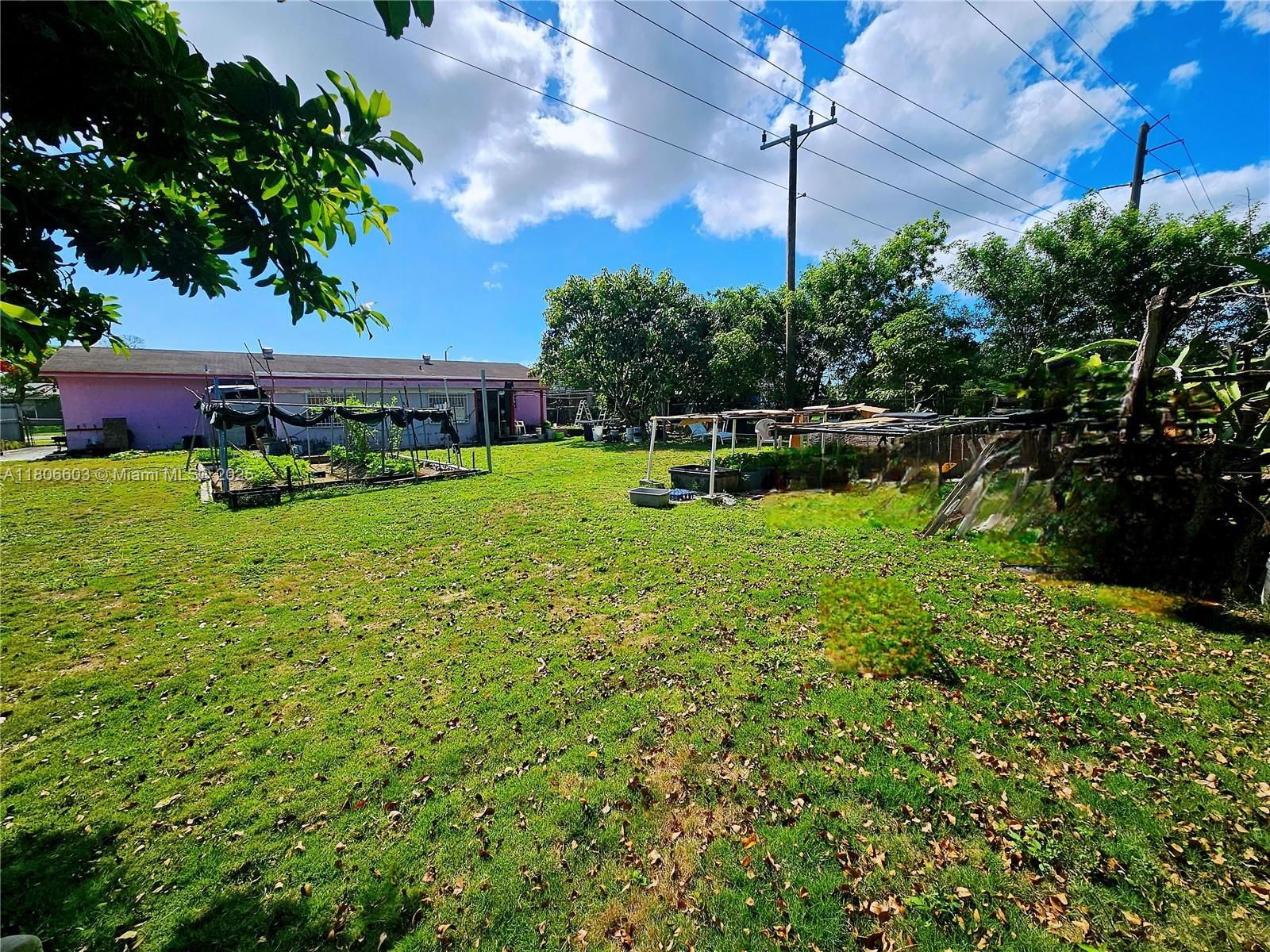 Real estate property located at 15600 106th Ave, Miami-dade, Fairway Ests Sec Five, Miami, FL