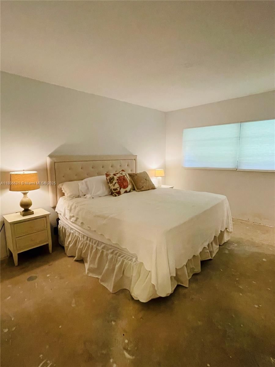 Real estate property located at 1000 Hillcrest CT. #111, Broward, Hillcrest No 4 Condo, Hollywood, FL
