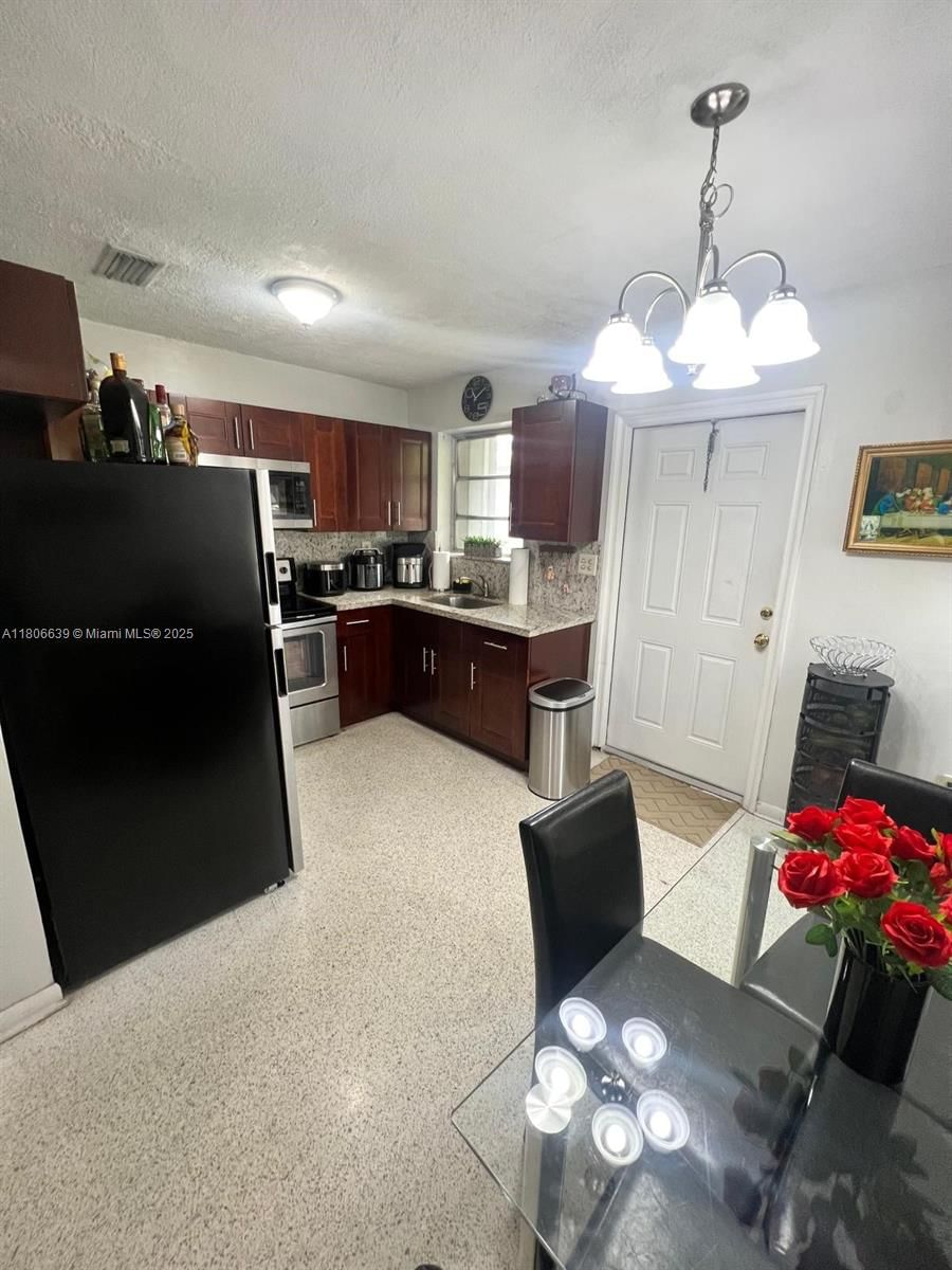 Real estate property located at 2990 7th Ave, Miami-dade, Industrial Center, Hialeah, FL