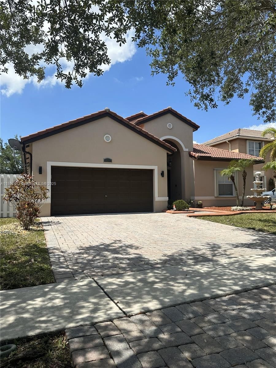 Real estate property located at 19260 29th Ct, Broward, Sunset Lakes Plat Two, Miramar, FL