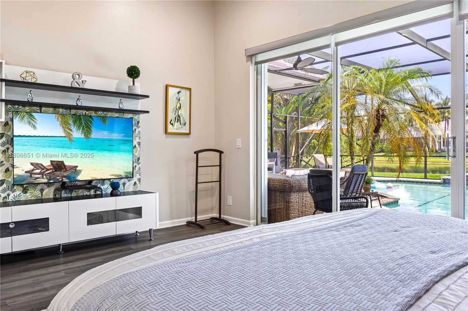 Real estate property located at 2690 Meadowood Dr, Broward, Sector 7 South, Weston, FL