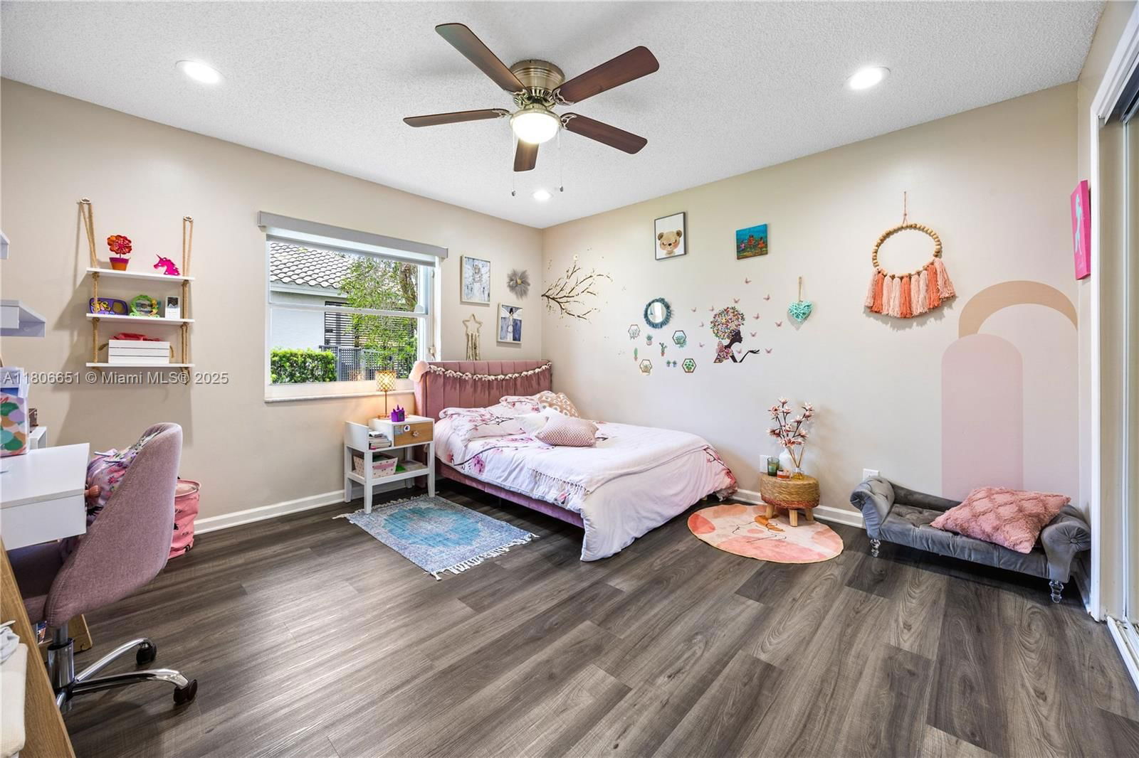 Real estate property located at 2690 Meadowood Dr, Broward, Sector 7 South, Weston, FL