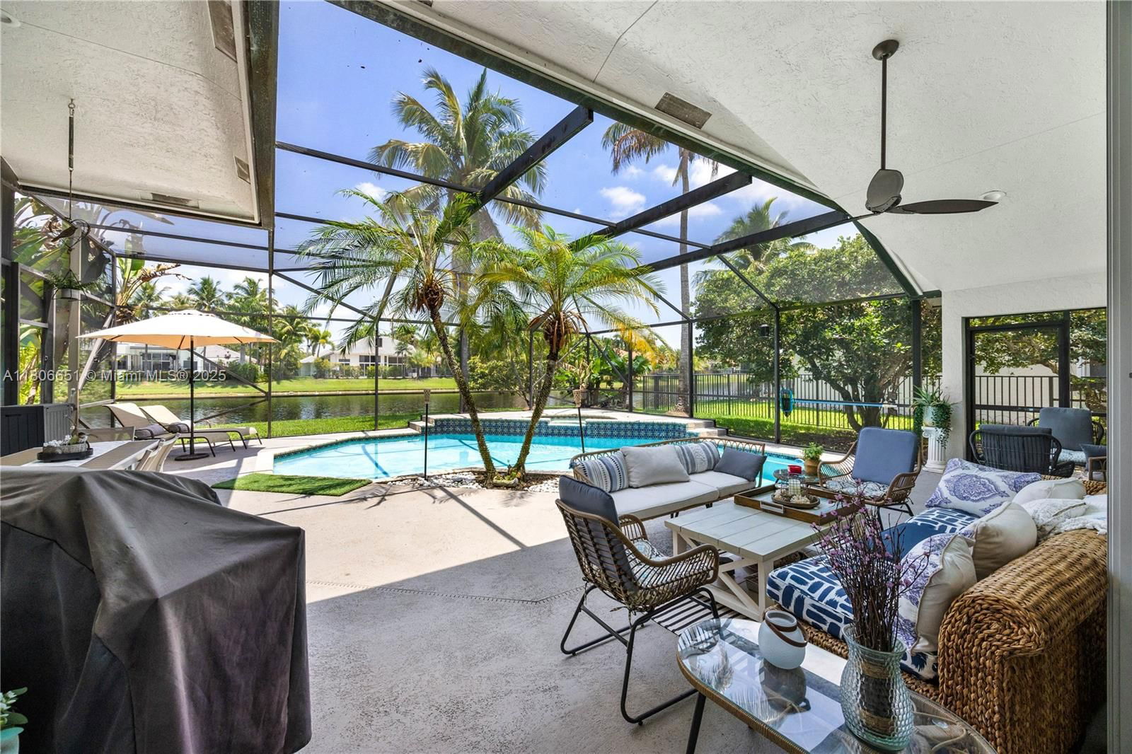 Real estate property located at 2690 Meadowood Dr, Broward, Sector 7 South, Weston, FL