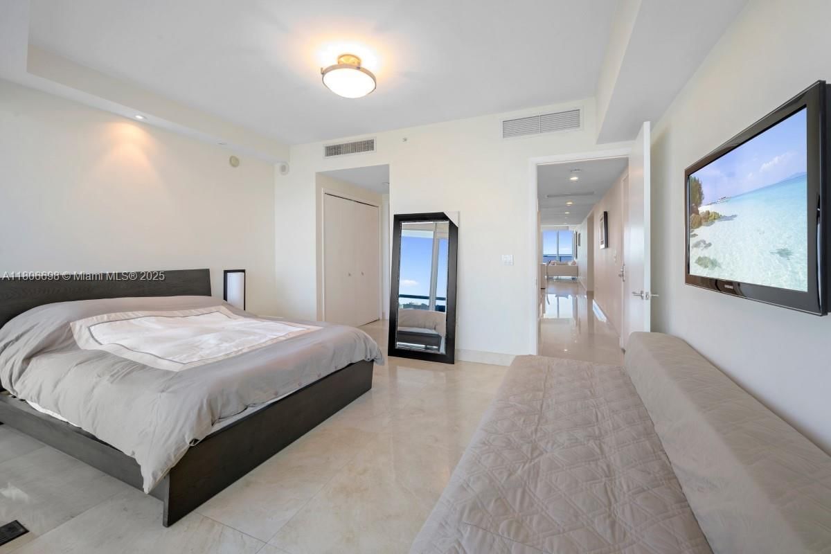 Real estate property located at 17001 Collins Ave #1204, Miami-dade, Jade Beach, Sunny Isles Beach, FL