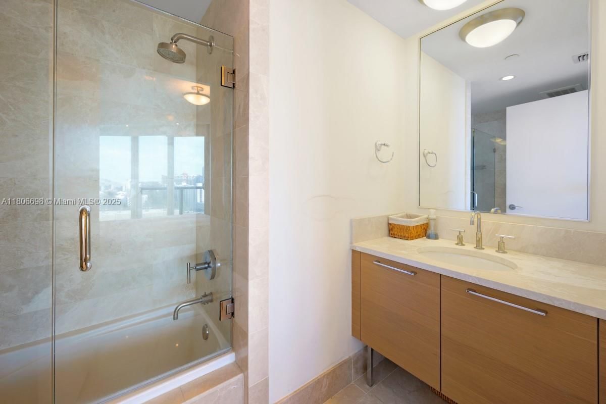 Real estate property located at 17001 Collins Ave #1204, Miami-dade, Jade Beach, Sunny Isles Beach, FL
