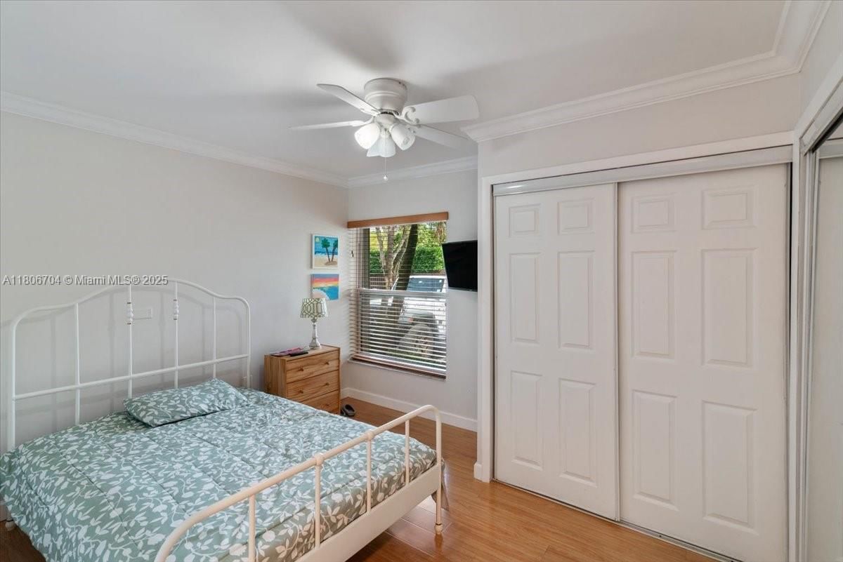 Real estate property located at 10120 57th St, Miami-dade, Patio Homes Of Doral Pine, Doral, FL