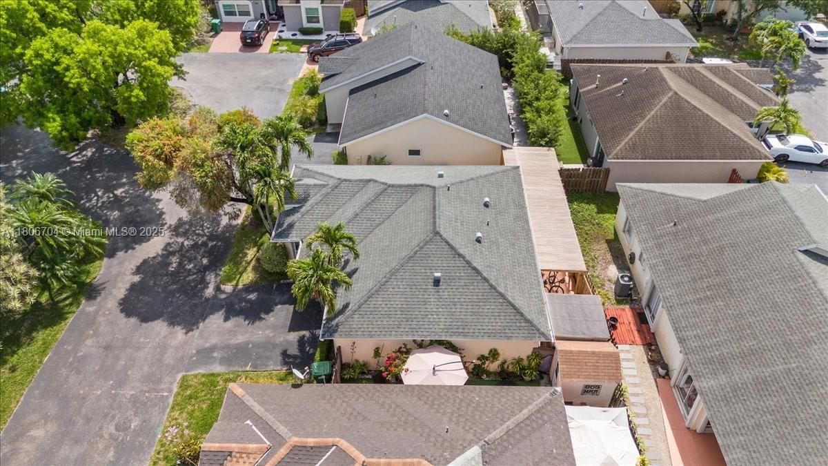 Real estate property located at 10120 57th St, Miami-dade, Patio Homes Of Doral Pine, Doral, FL