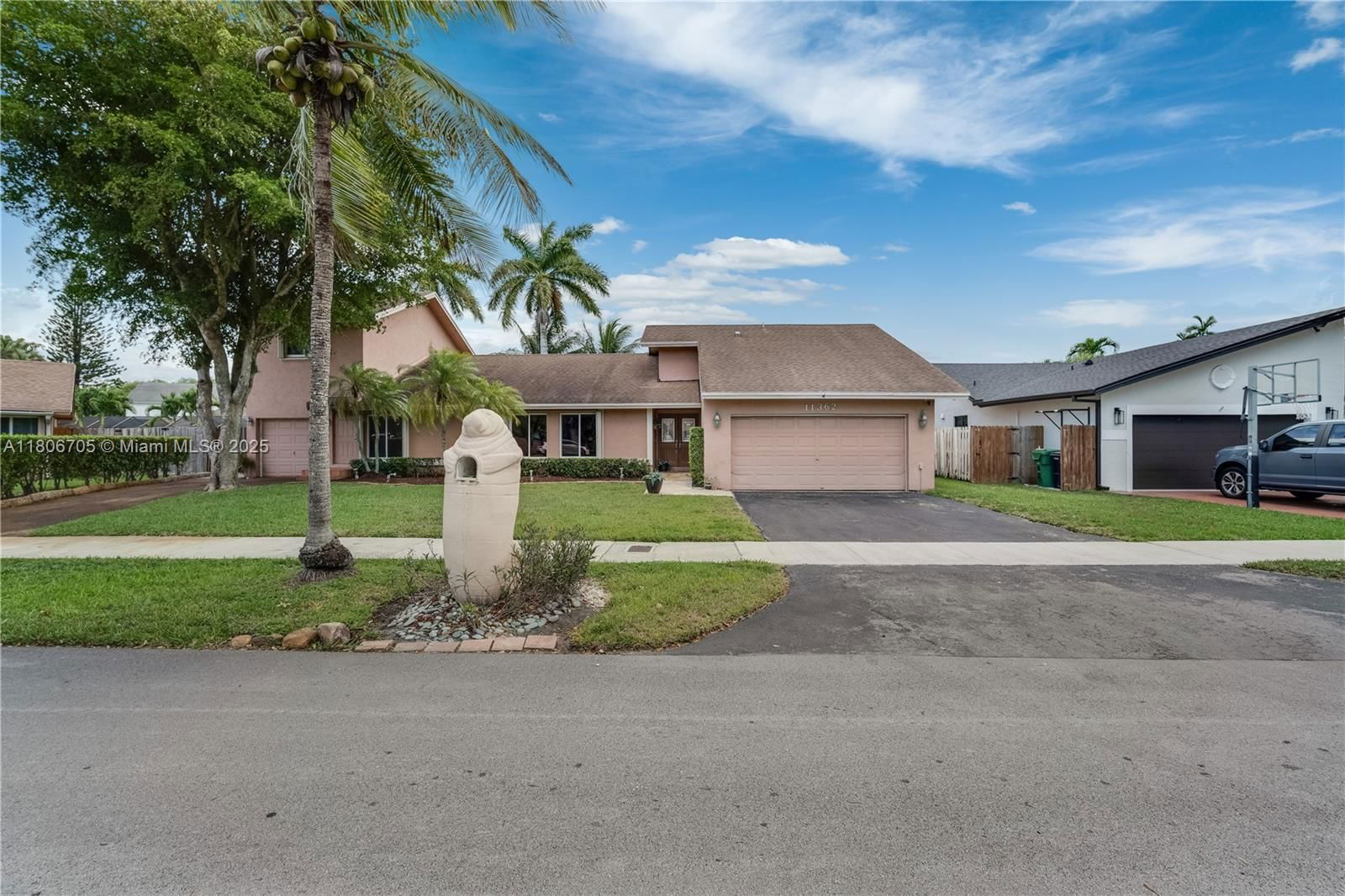 Real estate property located at 11362 129th Ct, Miami-dade, Lindgren Central, Miami, FL
