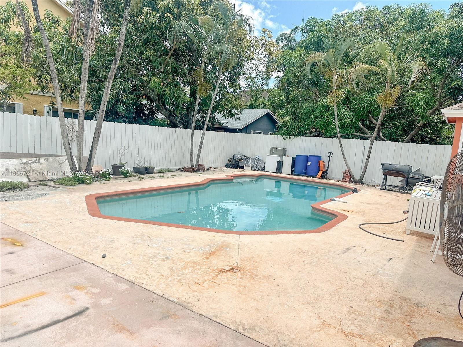 Real estate property located at 9731 13th St, Broward, Lakeside South, Pembroke Pines, FL