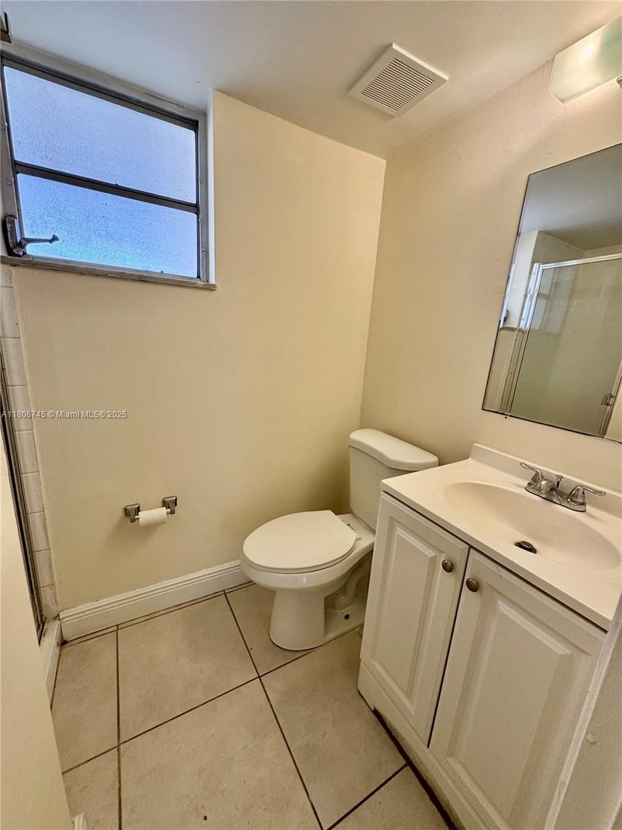 Real estate property located at 8810 Fontainebleau Blvd #318, Miami-dade, San Marco Condo, Miami, FL