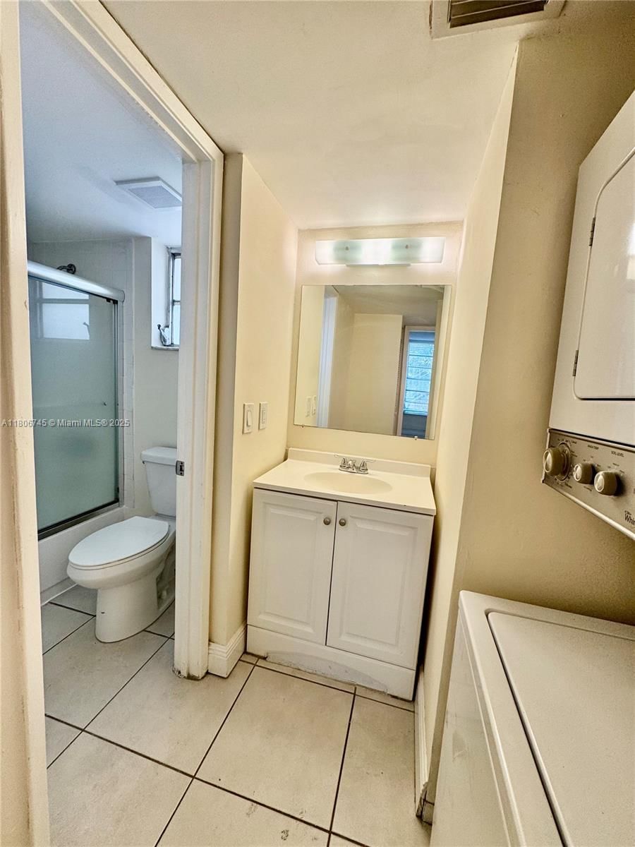 Real estate property located at 8810 Fontainebleau Blvd #318, Miami-dade, San Marco Condo, Miami, FL