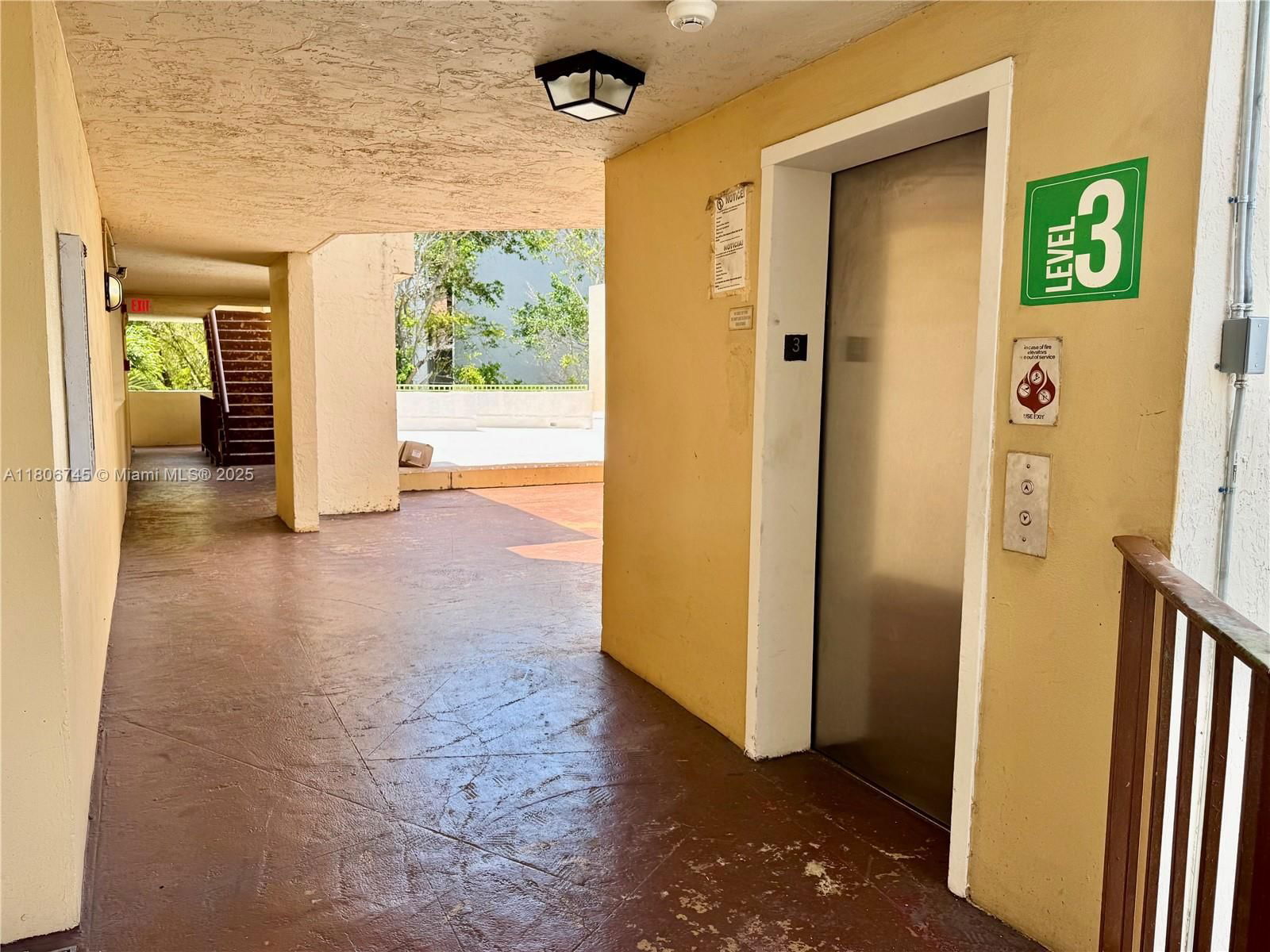 Real estate property located at 8810 Fontainebleau Blvd #318, Miami-dade, San Marco Condo, Miami, FL