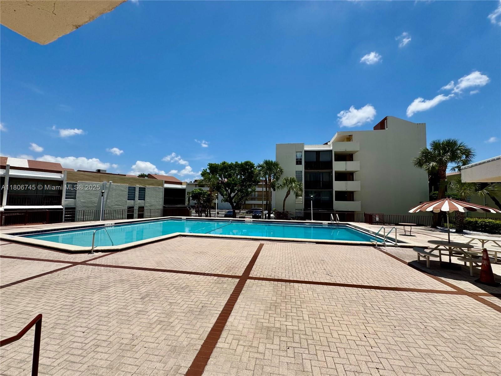 Real estate property located at 8810 Fontainebleau Blvd #318, Miami-dade, San Marco Condo, Miami, FL