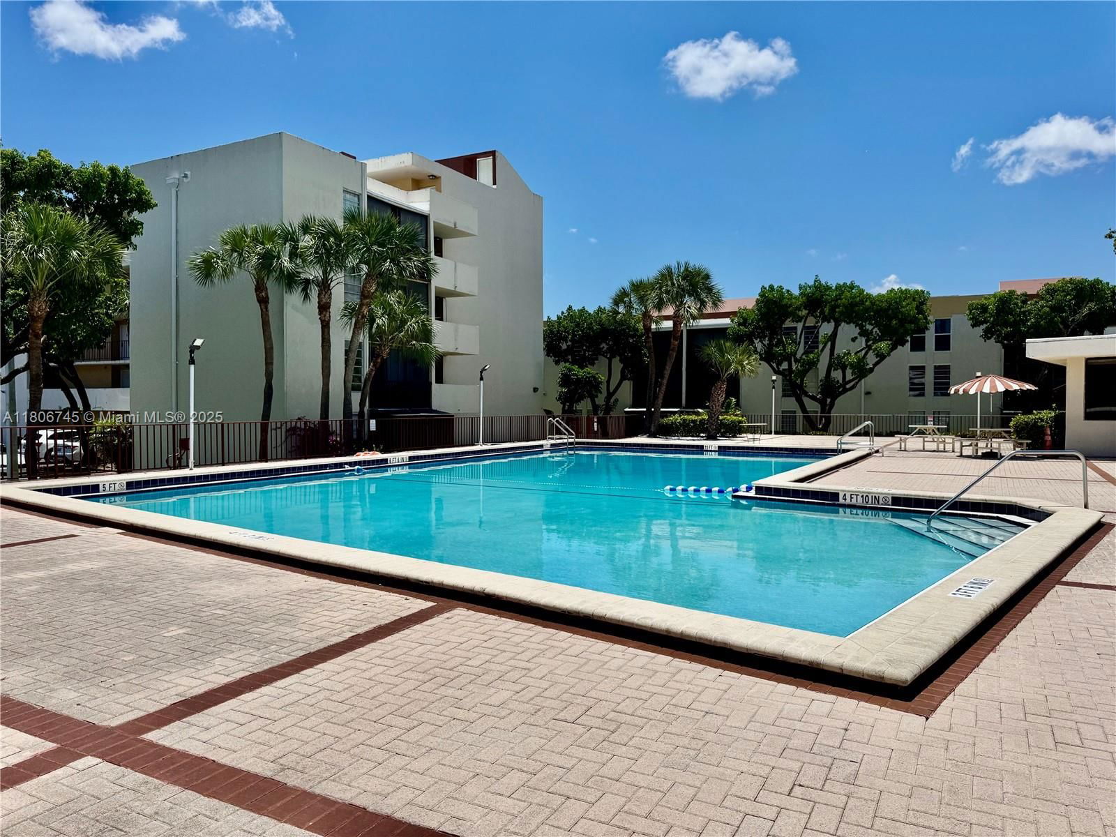 Real estate property located at 8810 Fontainebleau Blvd #318, Miami-dade, San Marco Condo, Miami, FL