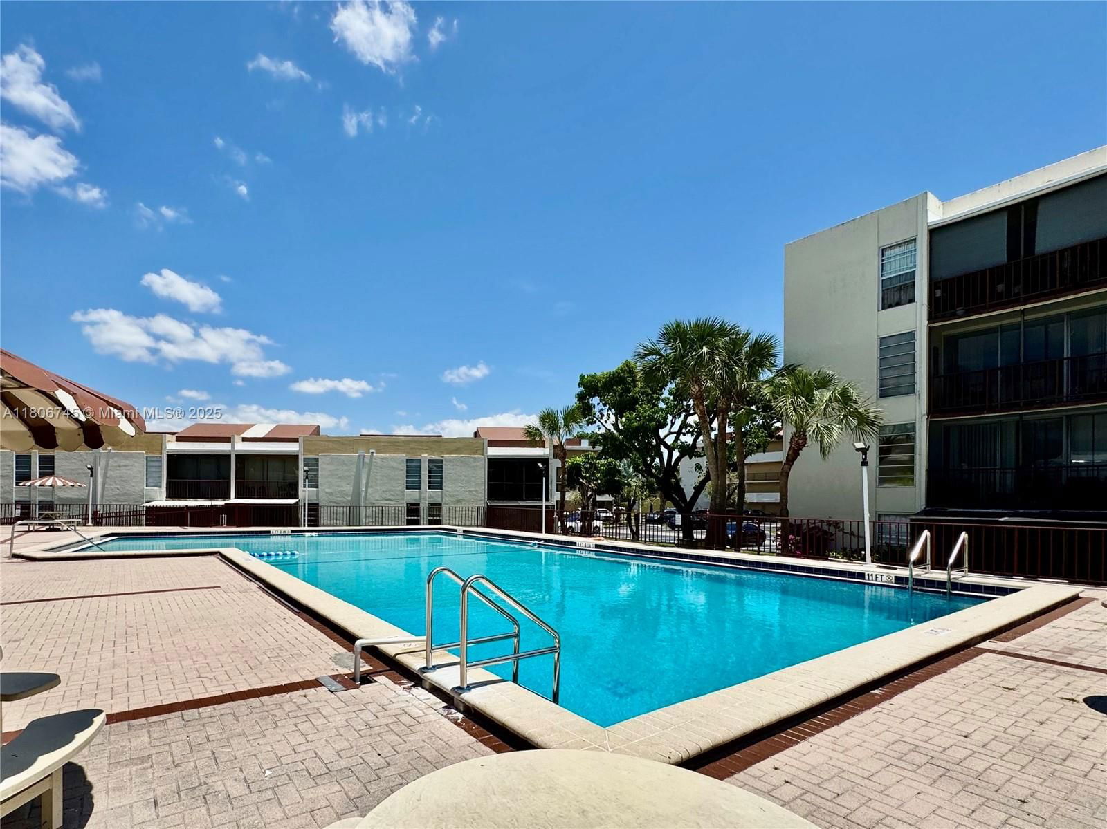 Real estate property located at 8810 Fontainebleau Blvd #318, Miami-dade, San Marco Condo, Miami, FL