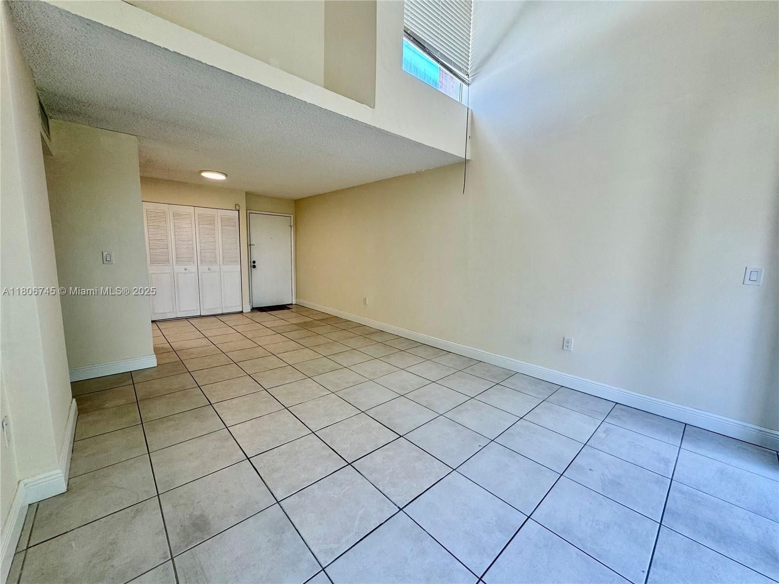 Real estate property located at 8810 Fontainebleau Blvd #318, Miami-dade, San Marco Condo, Miami, FL