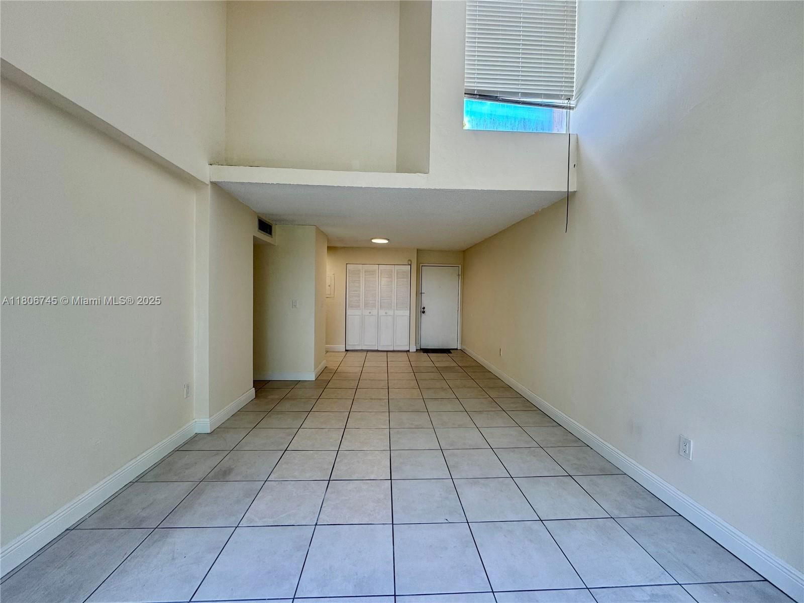 Real estate property located at 8810 Fontainebleau Blvd #318, Miami-dade, San Marco Condo, Miami, FL