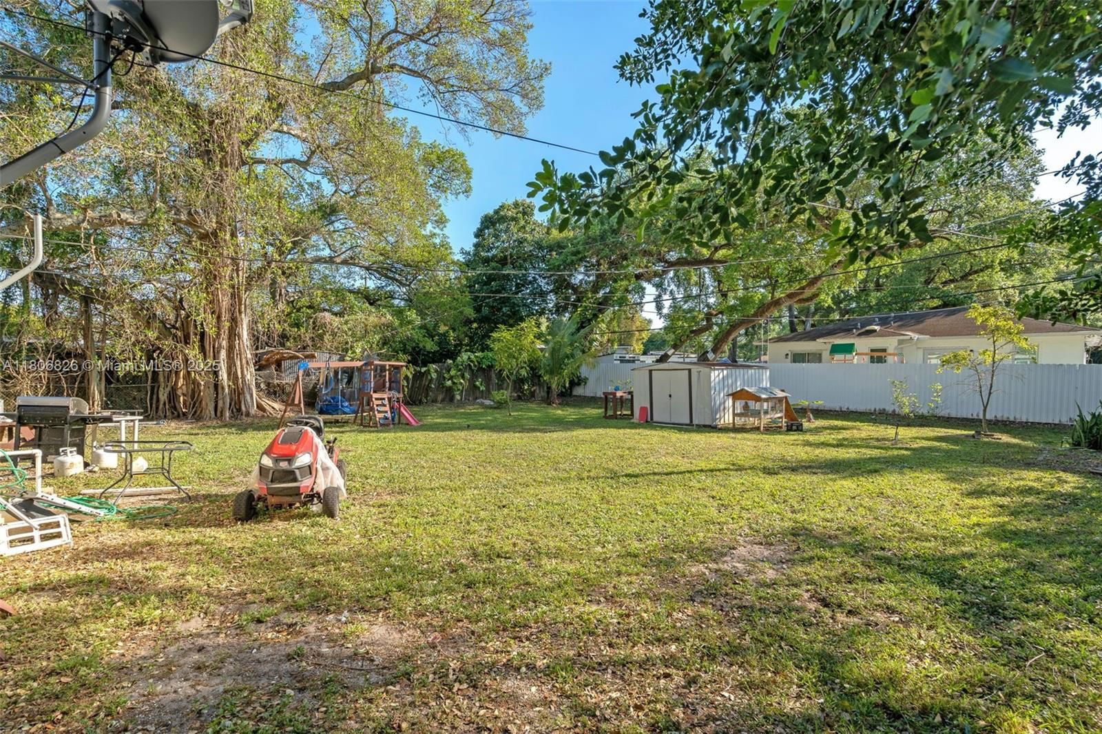 Real estate property located at 114 Marion Rd, Broward, Miami Gardens Estates Sec, West Park, FL