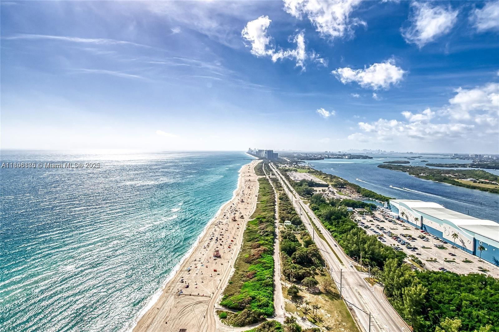 Real estate property located at 15701 Collins Ave #1603, Miami-dade, The Ritz-carlton Residence, Sunny Isles Beach, FL
