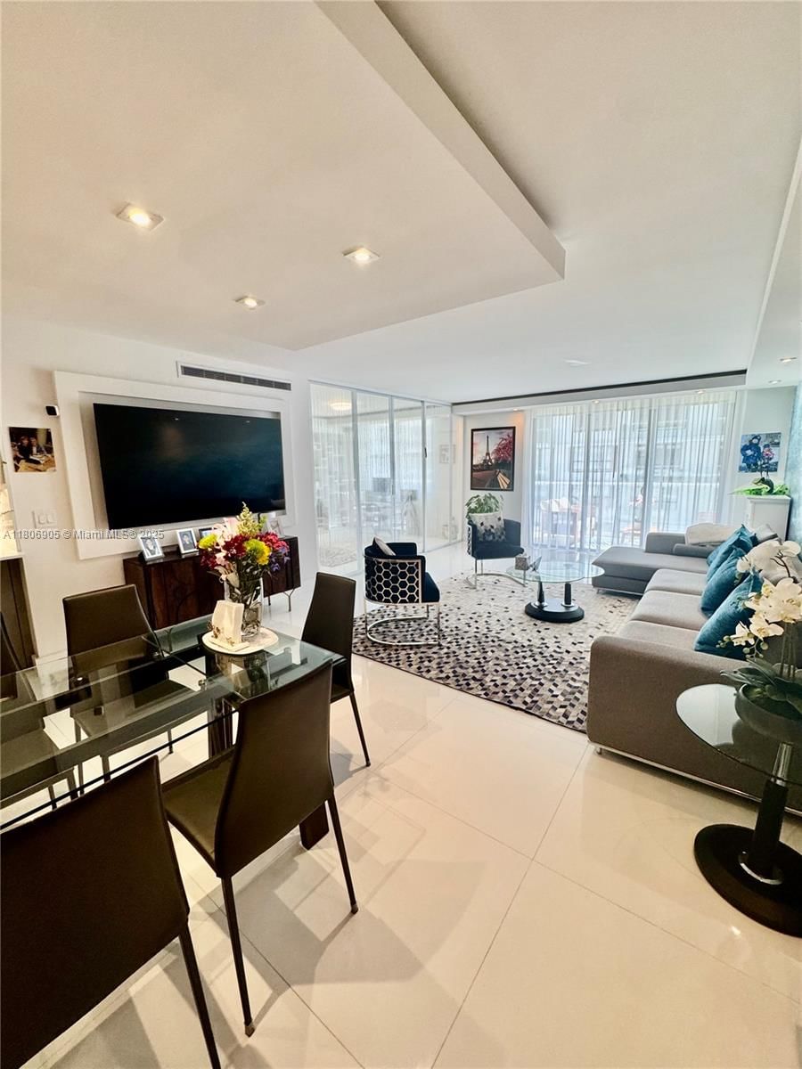 Real estate property located at 9801 Collins Ave #19J, Miami-dade, Balmoral Condo, Bal Harbour, FL