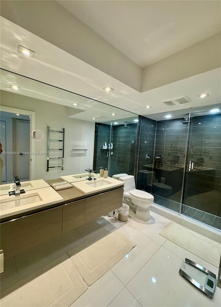 Real estate property located at 9801 Collins Ave #19J, Miami-dade, Balmoral Condo, Bal Harbour, FL