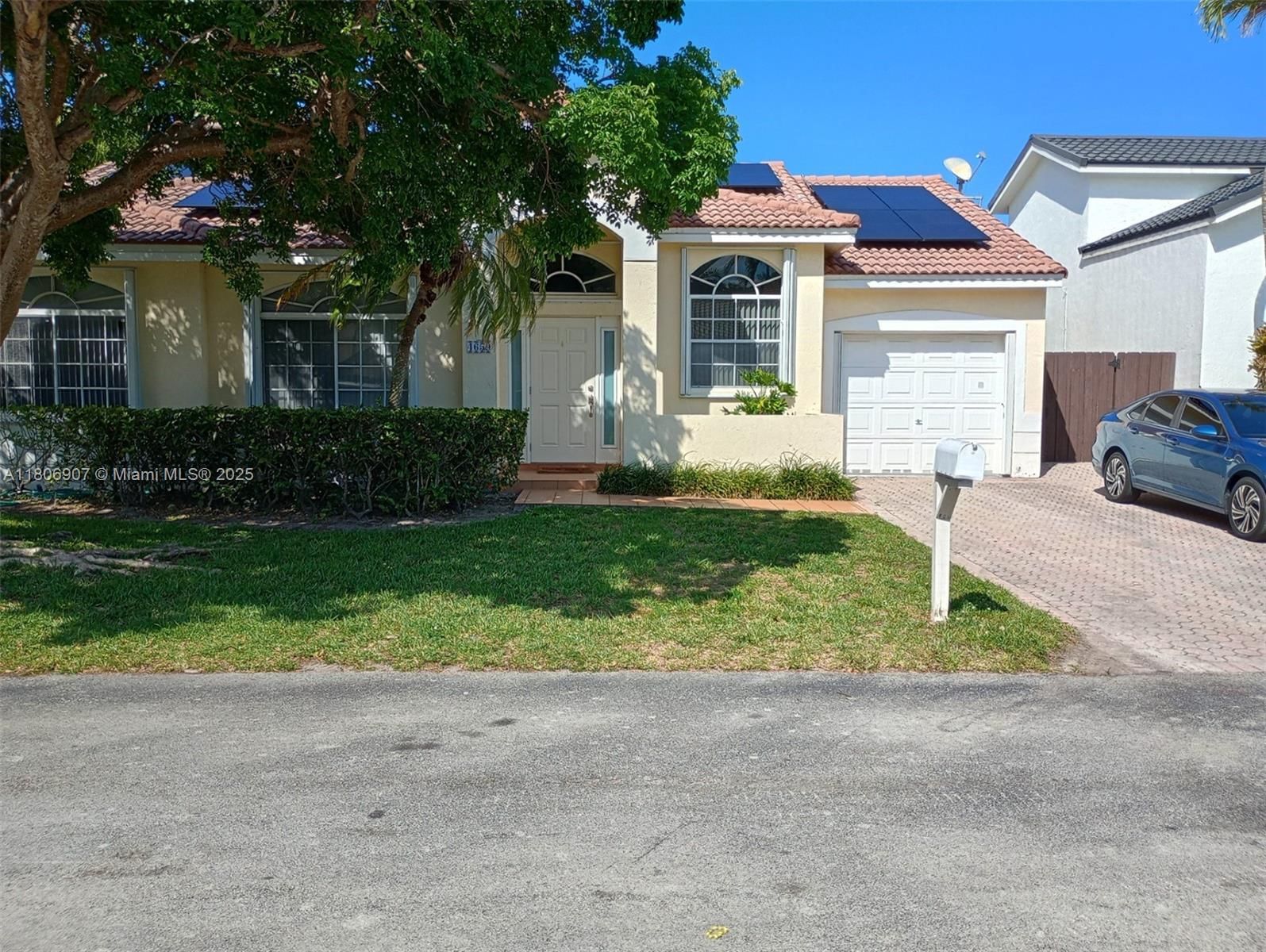 Real estate property located at 4659 154th Ct, Miami-dade, Imperial Group, Miami, FL