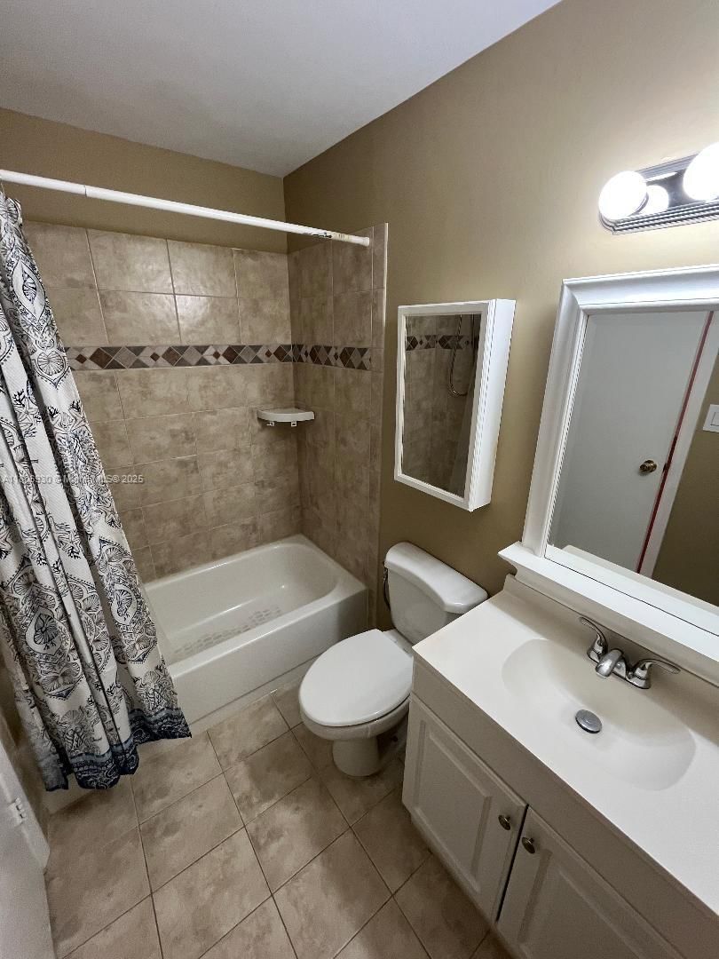 Real estate property located at 775 Crystal Lake Dr, Broward, Crystal View Townhomes, Deerfield Beach, FL
