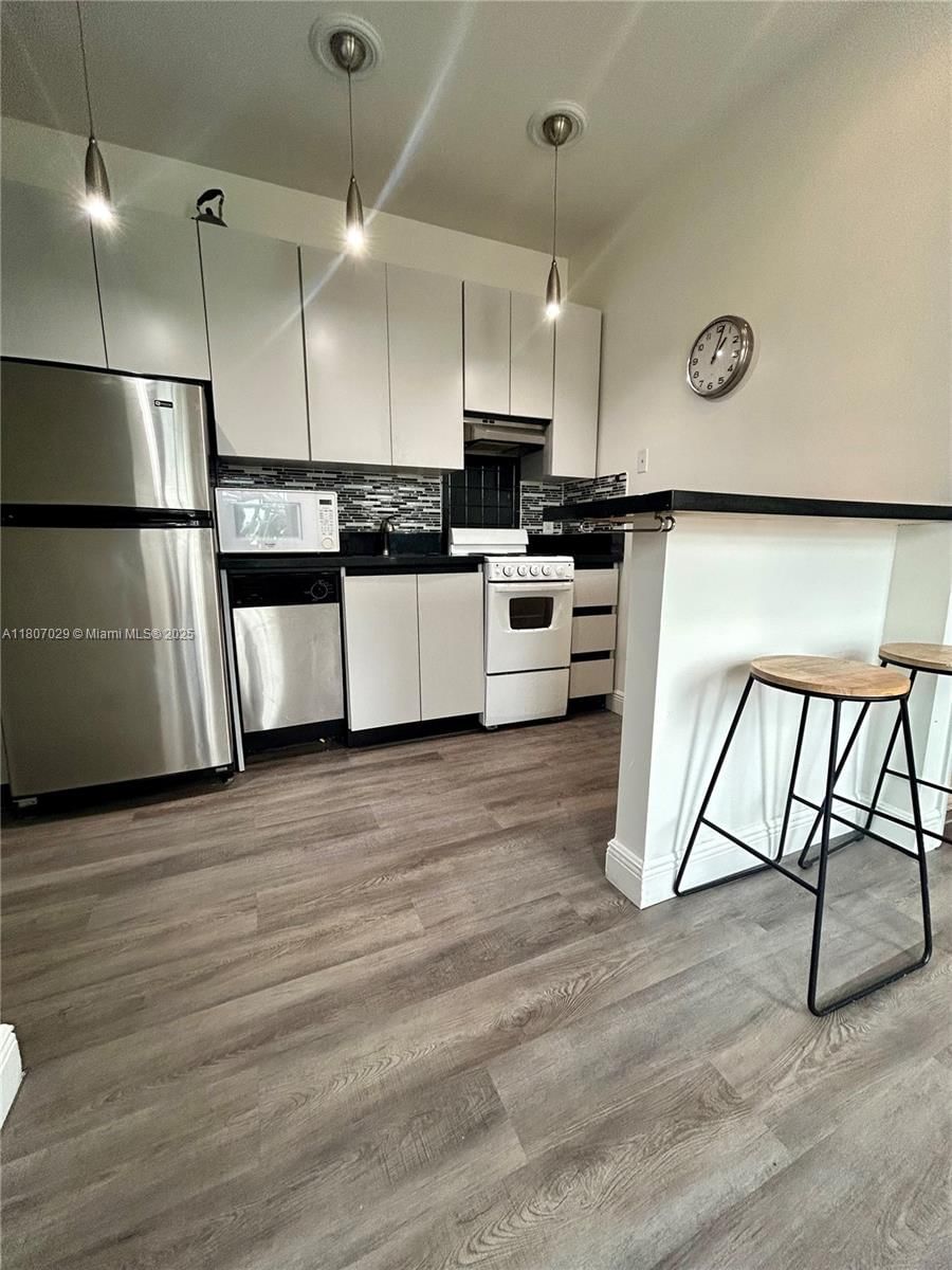 Real estate property located at 1244 Pennsylvania Ave #305, Miami-dade, Dorann Condo, Miami Beach, FL