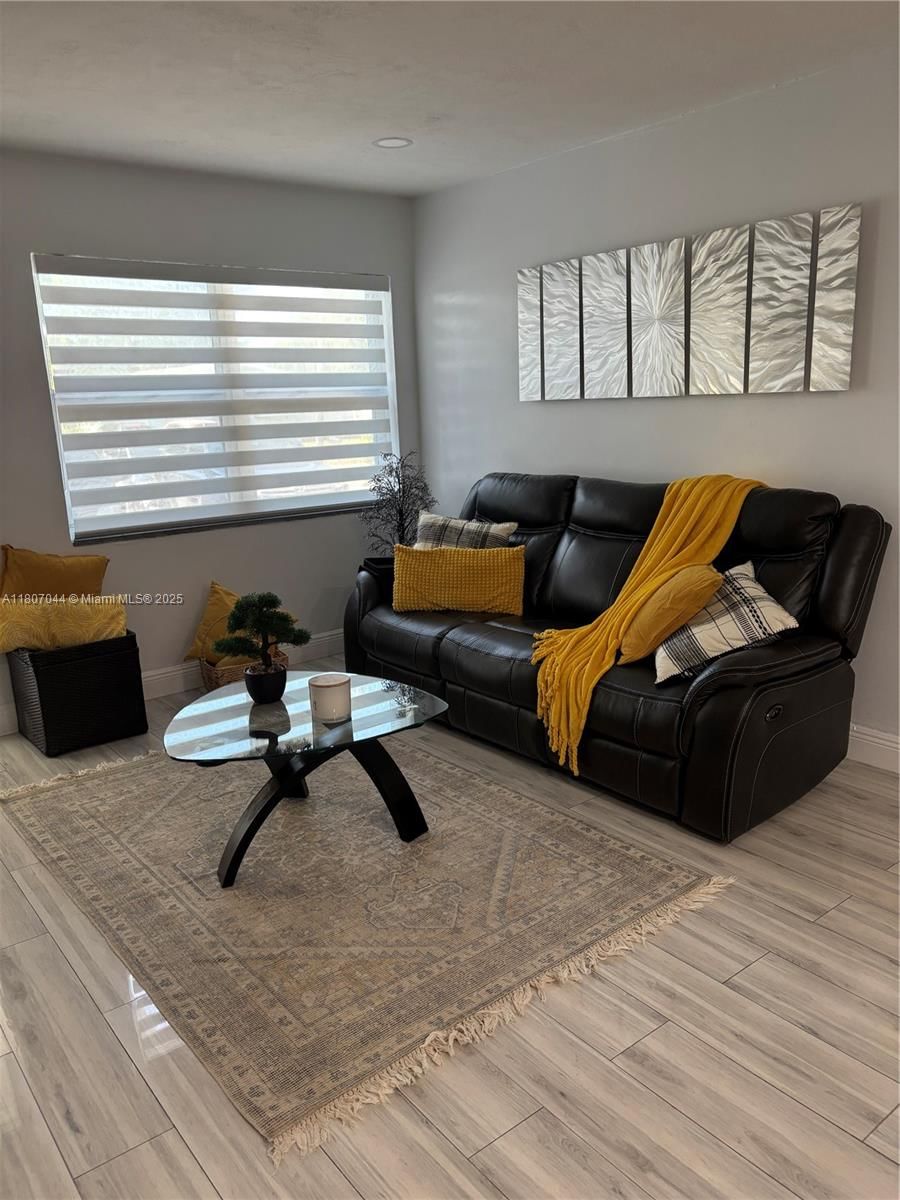 Real estate property located at 6516 Flagler St, Broward, Hollywood Heights Estates, Hollywood, FL