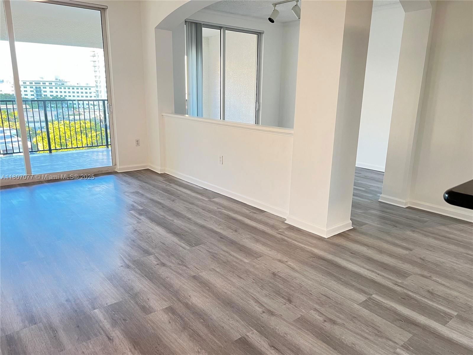 Real estate property located at 17150 Bay Rd #2814, Miami-dade, Porto Bellagio Condo, Sunny Isles Beach, FL