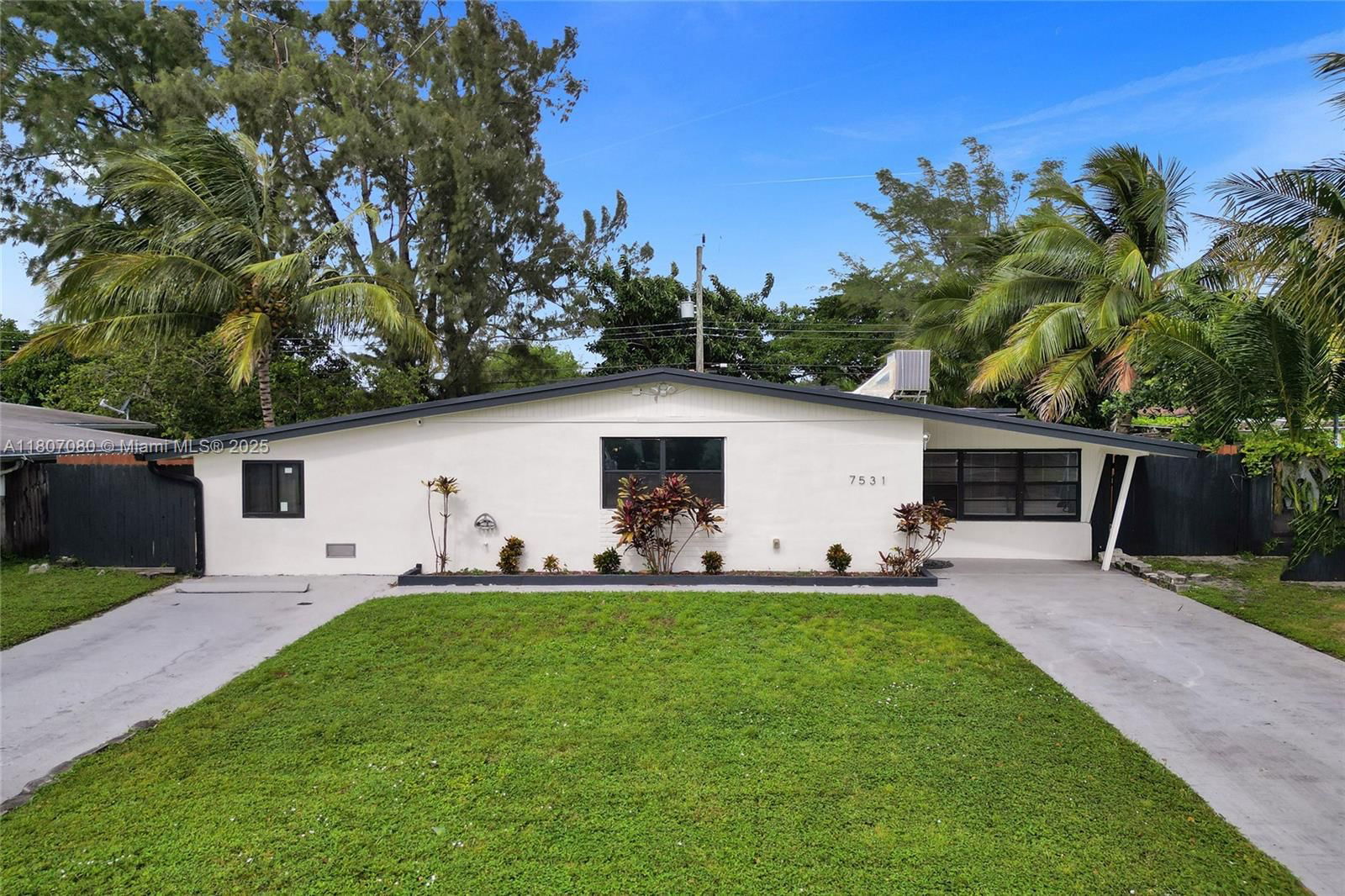 Real estate property located at 7531 Simms St, Broward, Driftwood Estates No 29, Hollywood, FL