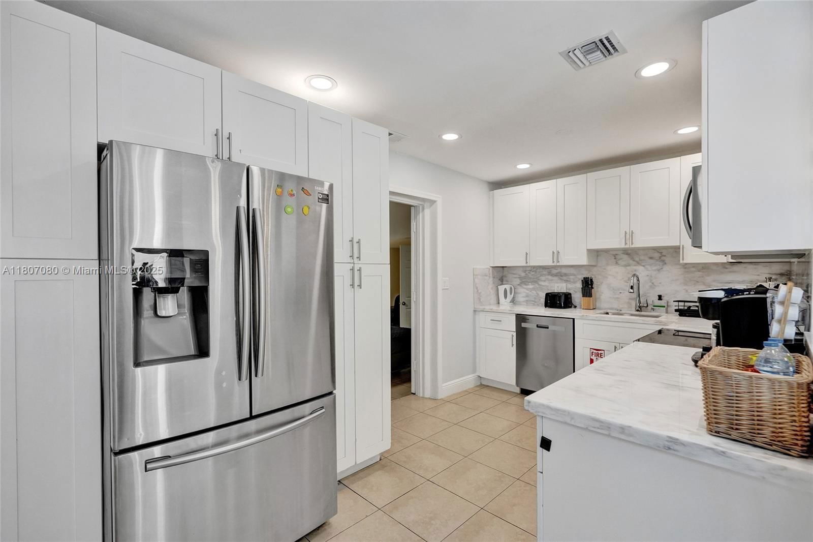 Real estate property located at 7531 Simms St, Broward, Driftwood Estates No 29, Hollywood, FL