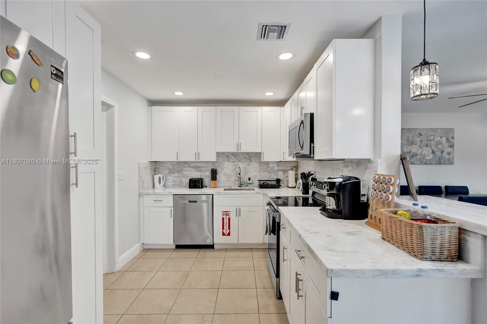 Real estate property located at 7531 Simms St, Broward, Driftwood Estates No 29, Hollywood, FL