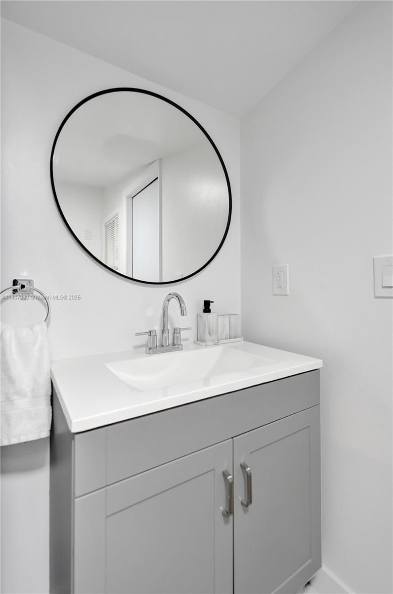 Real estate property located at 7531 Simms St, Broward, Driftwood Estates No 29, Hollywood, FL