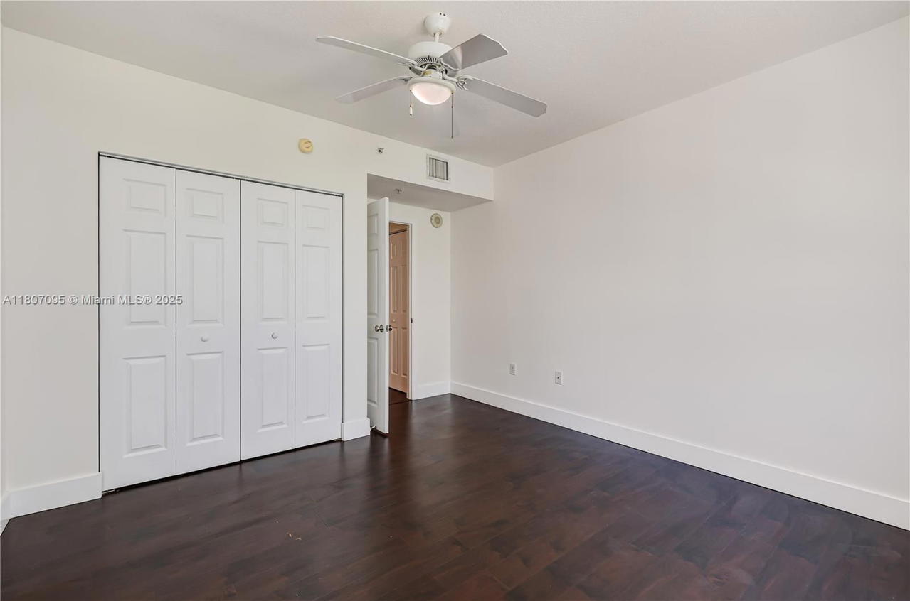 Real estate property located at 2000 Bayshore Dr #228, Miami-dade, Cite Condo, Miami, FL